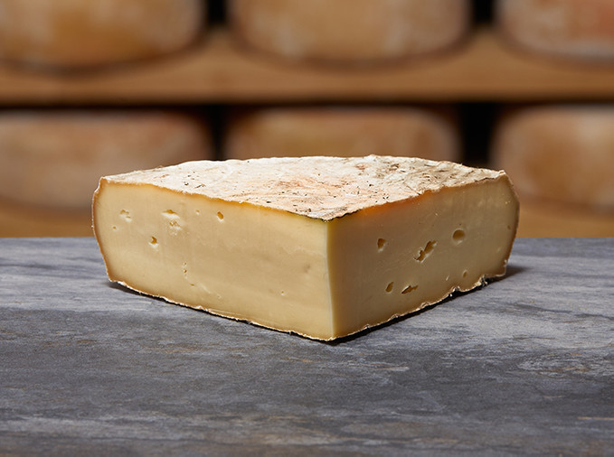 SAINT NECTAIRE FERMIER AOP| Mons Fromager Affineur MOF